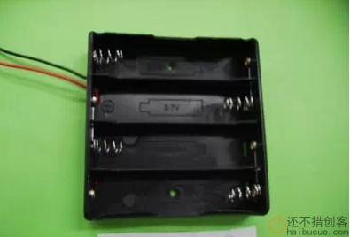 18650电池盒 4节电池盒 充电座 18650电池盒带线SNB36