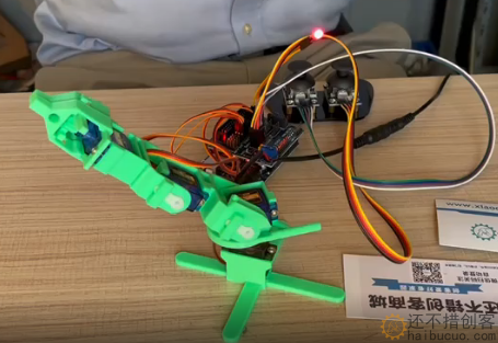 视频：SNAM6000 3D打印四自由度机械臂 DIY机器人 自动运行