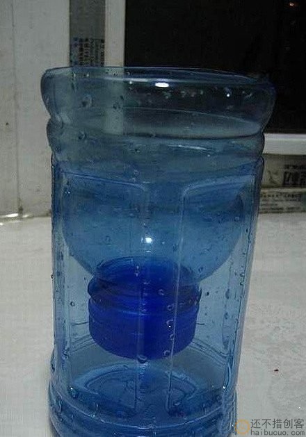 塑料瓶变废为宝手工制作不用浇水花盆