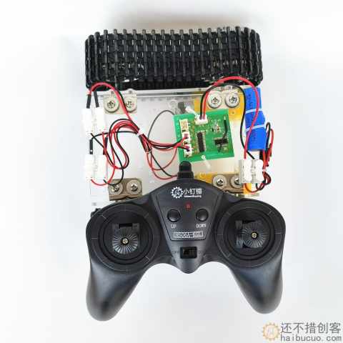 探月升级亚克力全拼装遥控坦克底盘TT马达3-9v履带车智能小车带线SNX2